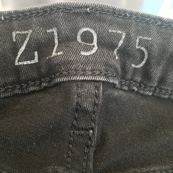 Zara Basic Z1975 Black Straight Distressed… - Picture 7 of 9